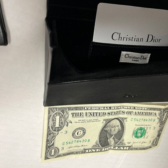 CHRISTIAN DIOR CASE SMALL LEATHER MAGNETIC FOLDABLE Sunglasses case only 4 - Picture 6 of 8